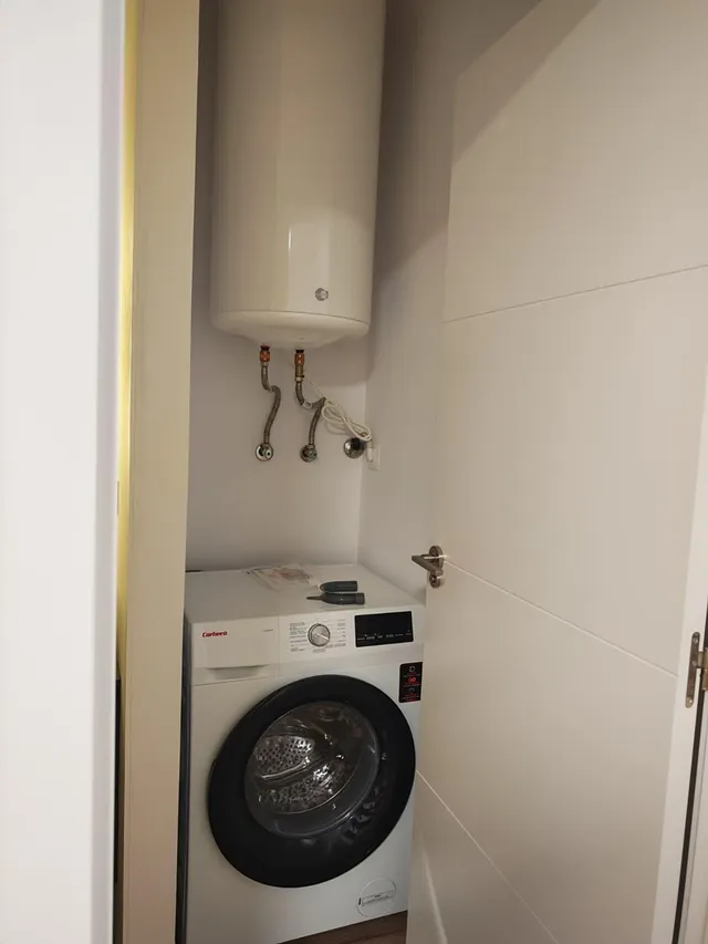 Estudio Céntrico Amueblado a Estrenar Alhaurín de la Torre — 9