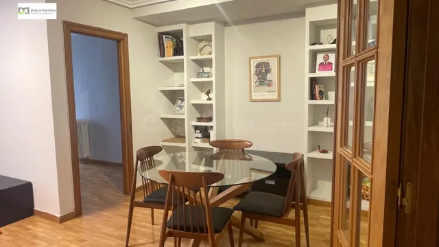 PISO EN EL CENTRO AMUEBLADO CON GARAJE - foto 3