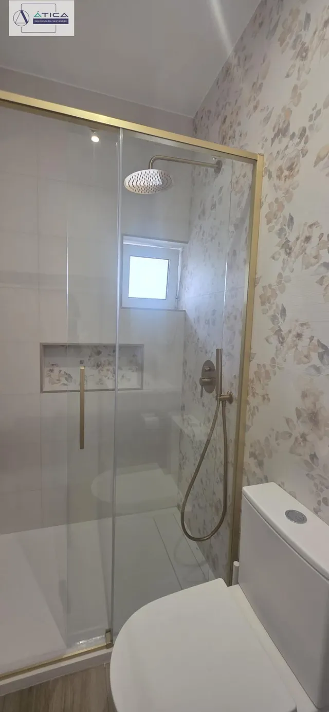 UNA VIVIENDA PARA ENTRAR, SENTIRTE EN CASA Y DISFRUTAR — 16