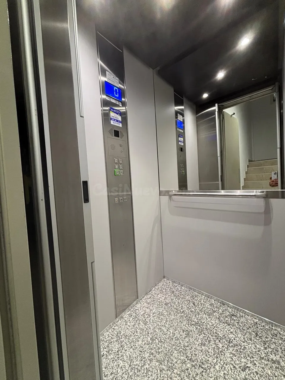 Vendo piso de 136 m2 con Ascensor junto Av. Novelda Chimeneas Elche