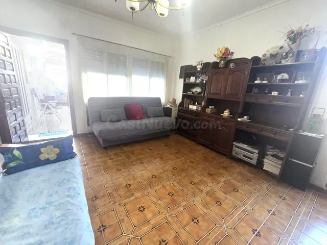 Dúplex adosado, 2 dormitorios, 1 baño, piscina comunitaria,  - foto 4