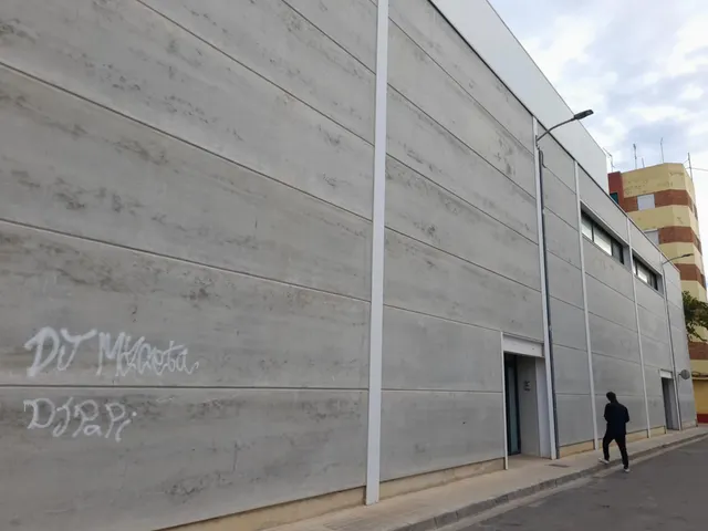 PARCELA URBANA ZONA DIVENDRES MASSANASSA — 5
