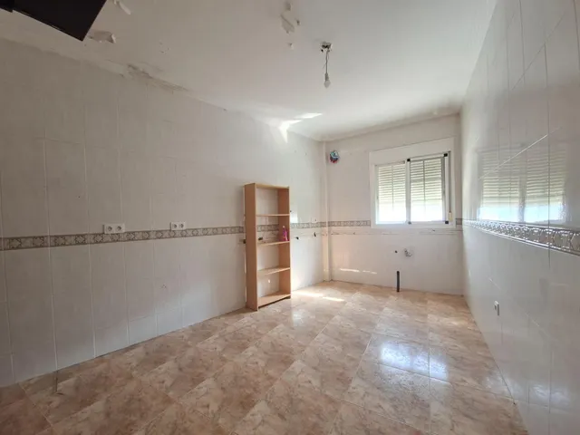 SE VENDE CASA EN ABRUCENA — 18