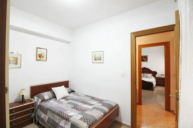 Amplia vivienda de 4 habitaciones en zona cervantes – Alaquàs — 11