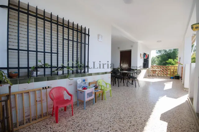 Ref. 04407.- Chalet con dos viviendas independientes, piscina y amplia parcela en Corral de Papel – Llíria — 39
