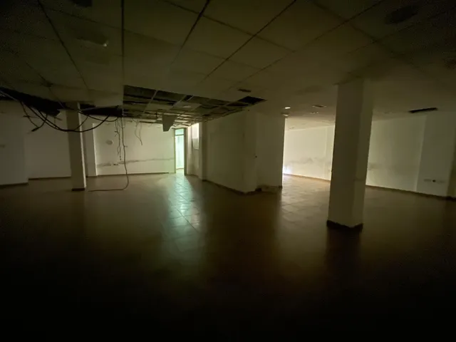 Local comercial de 182 m2 distribuido en dos plantas en Guardamar del Segura — 9
