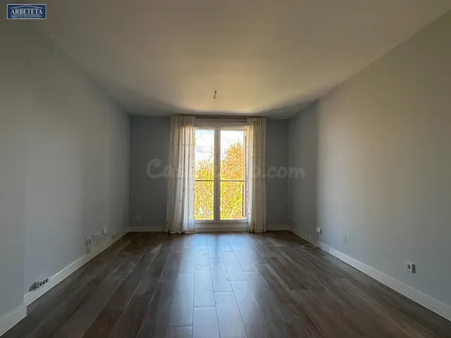 INMOBILIARIA ARBETETA VENDE PISO DE 3 DORMITORIOS EN ZONA CA - foto 5
