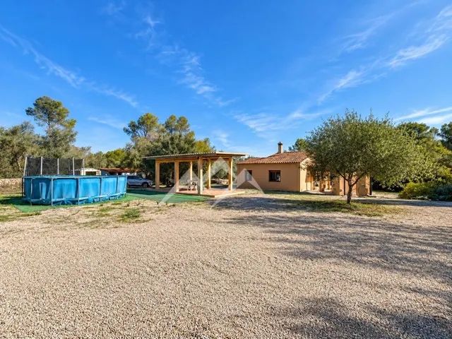 Finca rústica con CÉDULA DE HABITABILIDAD, licencia y final  - foto 3