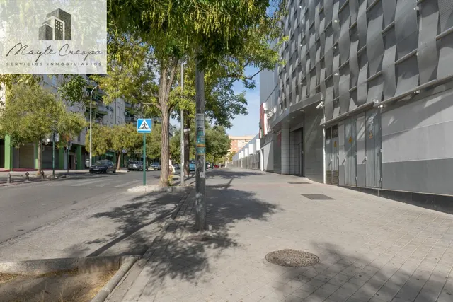 Venta de cafetería La Contraviesa de 160 m2  junto a Alcampo — 39
