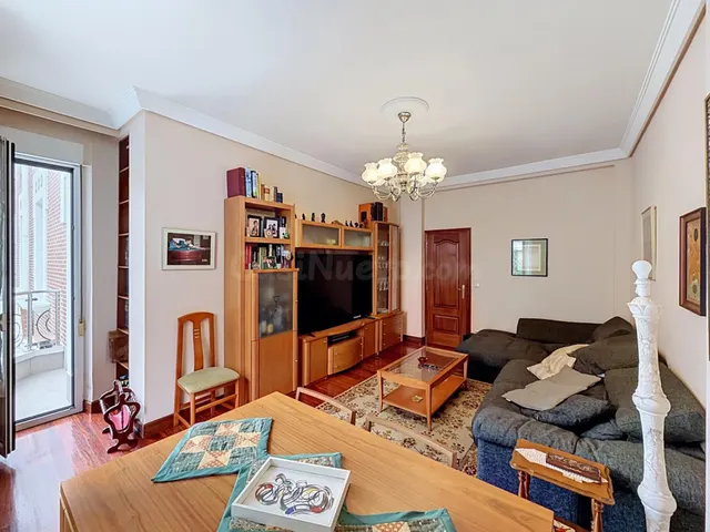 Casi 100 m2 y cuatro habitaciones en los primeros números de Zabaleta. Casi nada. — 6