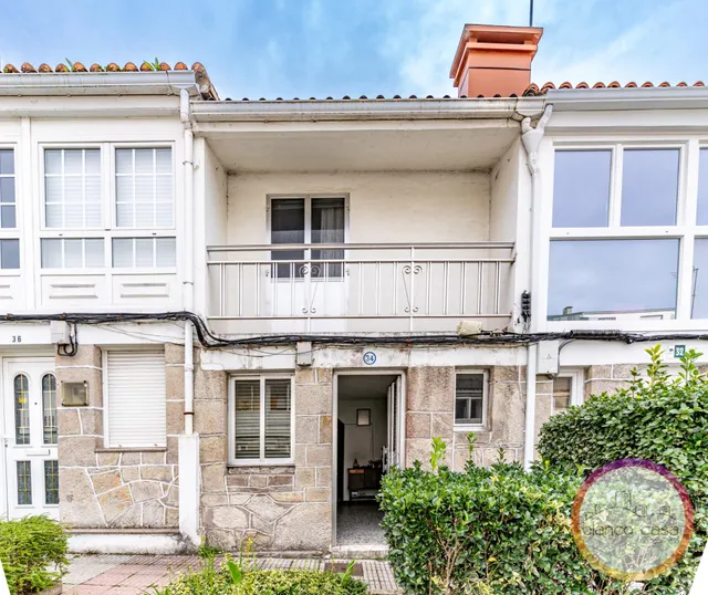¡UNA CASA para REFORMAR a tu gusto en CARBALLO( A Coruña) po - foto 2