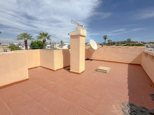 Fantastico chalet con piscina propia, ideal para familias — 26
