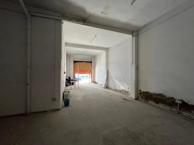 Local en calle Antares con gran altura y 99 m2 — Ideal para tu próximo proyecto — 6