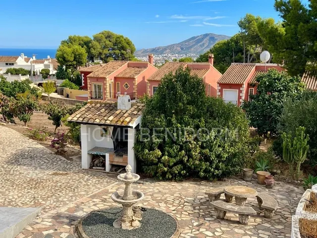 CHALET INDEPENDIENTE COMPLETAMENTE REFORMADO CON PISCINA, GARAJE Y VISTAS DESPEJADAS — 7