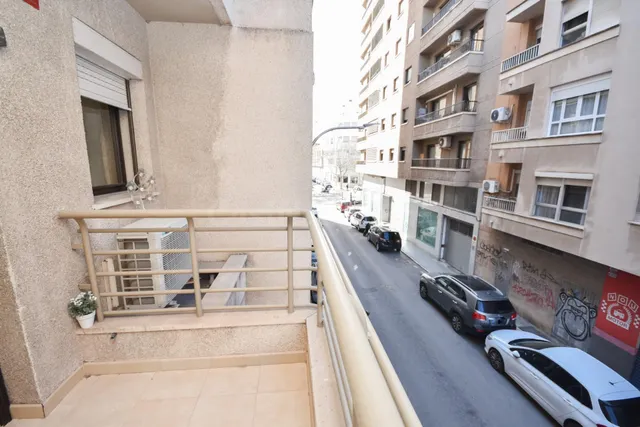 Cómodo piso con buena ubicación en la zona de Bons Aires en  - foto 5
