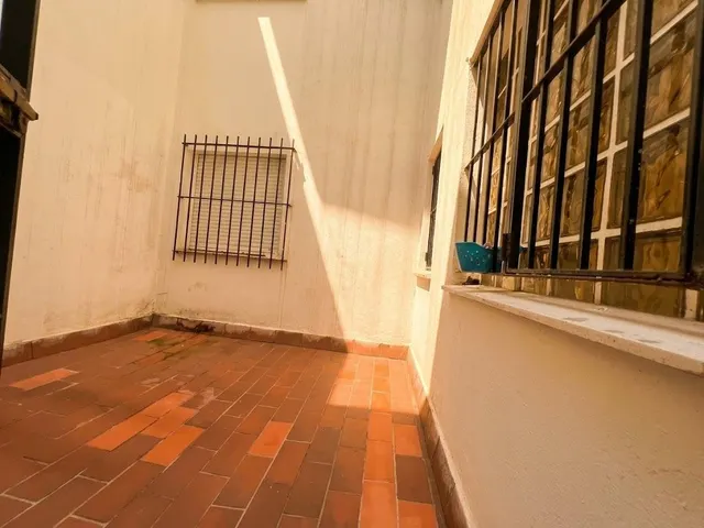 ¡amplia vivienda en pleno centro de Algeciras con plaza de garaje! — 30