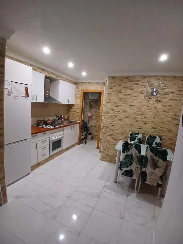 OPORTUNIDAD VIVIENDA 3 DORMITORIOS CON PLAZA DE APARCAMIENTO