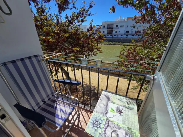¡OPORTUNIDAD ÚNICA DE PISO JUNTO AL CENTRO EN CHICLANA DE LA FRONTERA!95.000€ — 5
