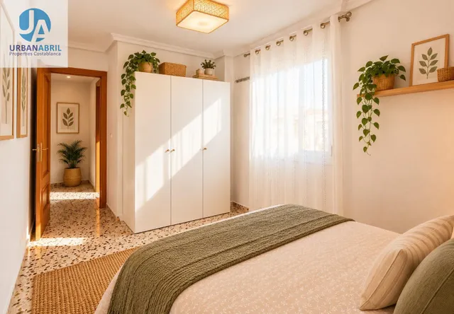 Amplio Piso en El Campello Pueblo a la Venta por €210,000 — 24