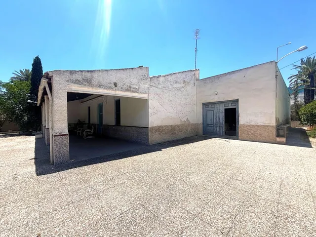 Exclusiva finca con encanto atemporal – una propiedad única cerca de Elche — 6