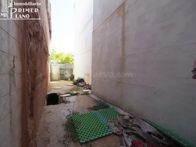 Se vende solar en calle Don Victor Tomelloso - foto 3