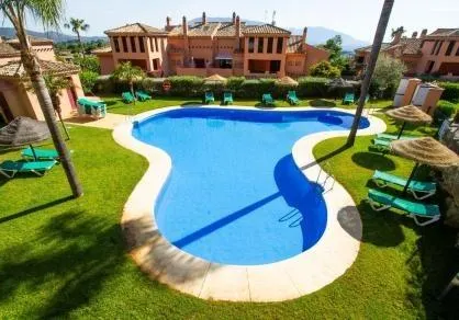 Gran propiedad cercana al Soto de Marbella  Golf