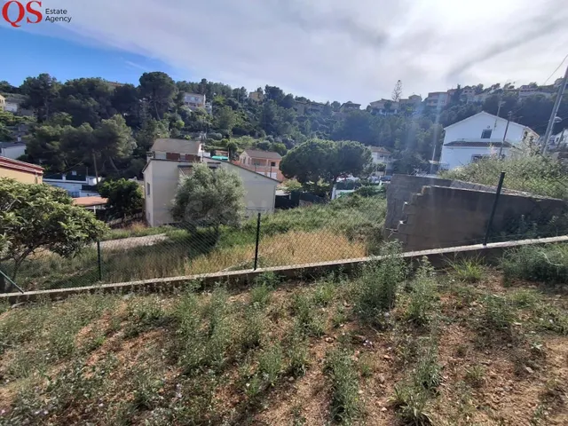 Terreno urbano con vistas al mar en Cunit - foto 5