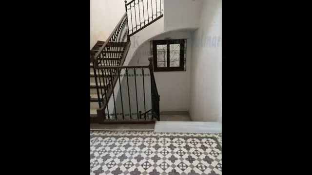 SE VENDE CASA ANTIGUA CON TERRENO DE 3 PLANTAS EN BERJA — 11