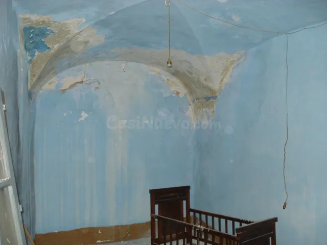 Se vende piso para reformar con Tejado Reformado — 5