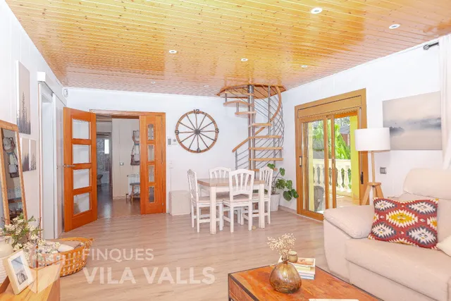 Casa independiente con gran parcela en Sant Quirze Safaja — 12