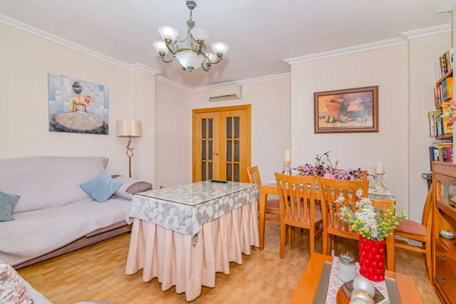 ÁTICO DUPLEX CON NEGOCIO EN PLENO RENDIMIENTO — 10