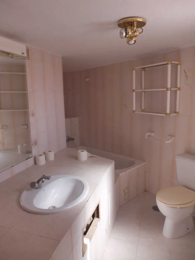 Villa grande con mucho potencial y vistas al mar zona Estupa Budista, Benalmádena — 22