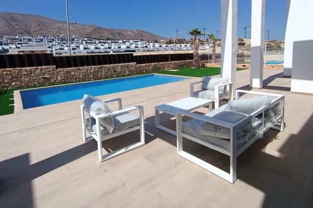 Espectacular villa llave en mano de tres plantas (234 m2 + t - foto 4