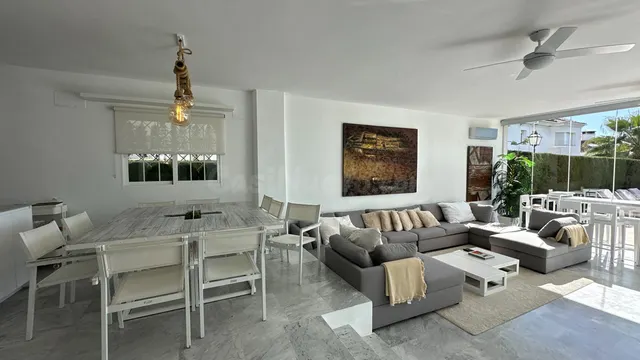Adosado 6 habitaciones 380m² en alquiler - Costa Del Sol - foto 3