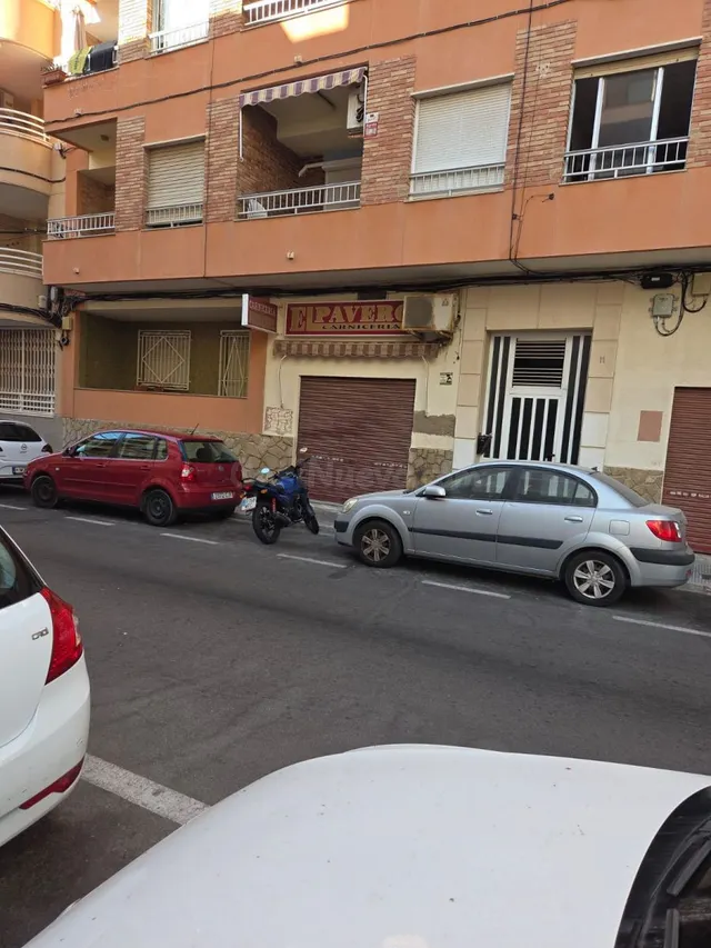 Local comercial 64m² en venta - Playa del cura — 2
