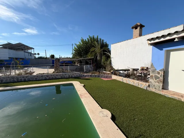 Chalet en Lorquí con Piscina y Amplia Parcela — 50
