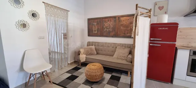 Atractivo Apartamento en ALQUILER Los Nietos a Pocos Pasos d - foto 2