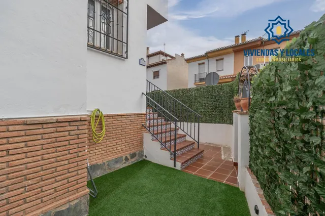 Encantadora Casa Reformada en Ogijares con Vistas y Espacios para Disfrutar — 44