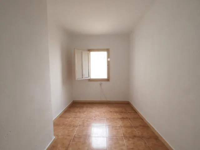 SE VENDE PISO EN PINEDA DE MAR, ZONA CENTRO — 12