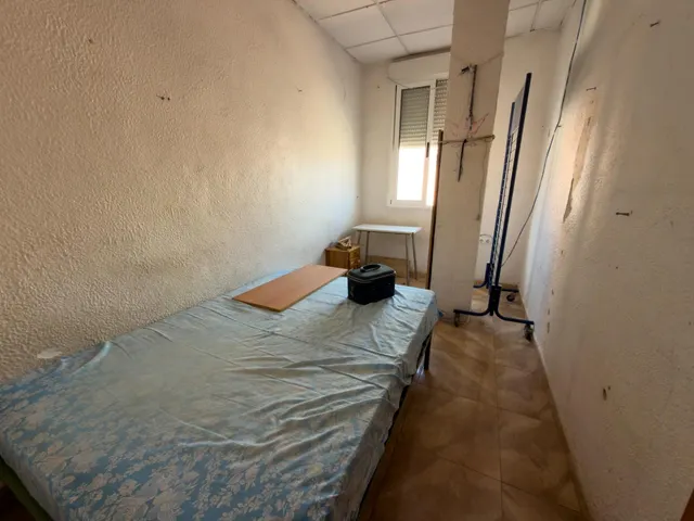 Edificio completo en venta en el centro de Cox – 380 m2 construidos, local + 3 viviendas — 23
