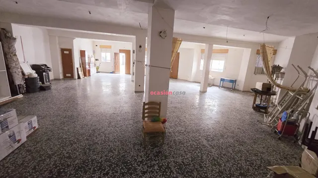 LOCAL Y PISO  EN VENTA EN EL VISO — 43
