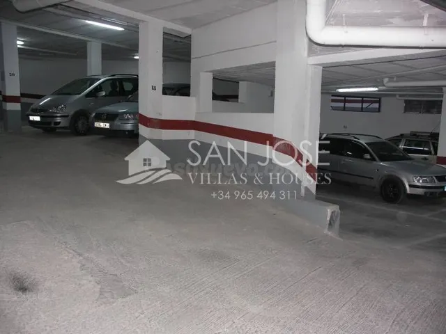 SE VENDE GARAJE EN ASPE — 2