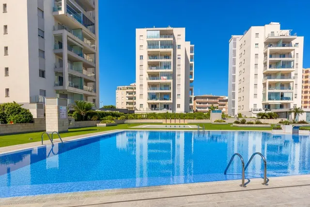 Apartamento moderno con una vista panorámica mágica en el prestigioso complejo Aqua Nature, en La Mata! — 12