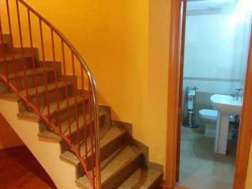 ¡Oportunidad de Inversión en el Corazón de Granada! — 9