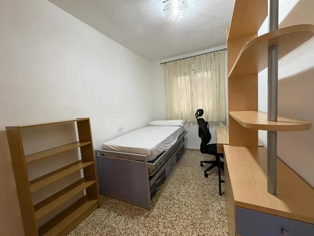 Piso 3 habitaciones 106m² en alquiler - Camino de ronda — 8