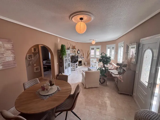 Villa 3 habitaciones 115m² en venta - Doña Pepa — 32