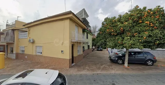 SE VENDE CASA OKUPADA en barrio DE LA PAZ Nº 136 Coria del R