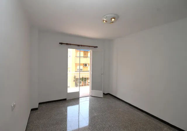 BONITO PISO EN ALQUILER EN CALLE DESPUIG — 14