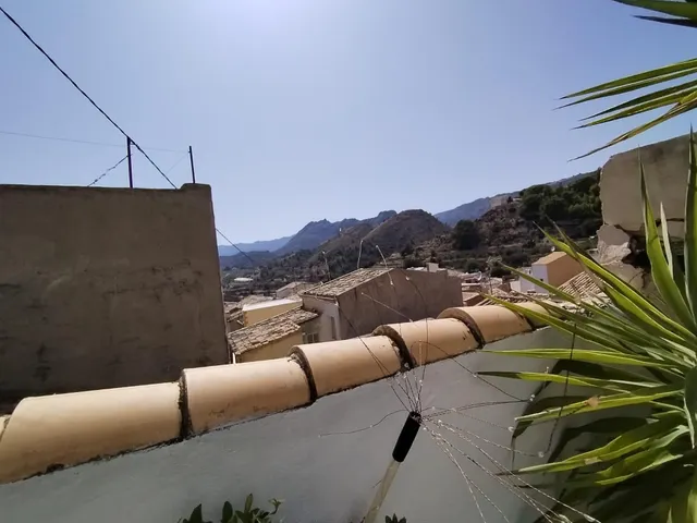 Casa en el centro de Relleu — 13