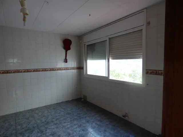 Casa en Blanes con Vistas y Potencial de Reforma por solo €199,000 — 7
